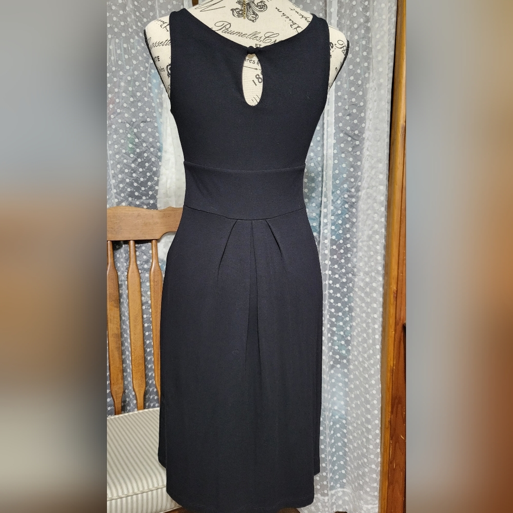 LITTLE BLACK DRESS - Picture 4 of 7